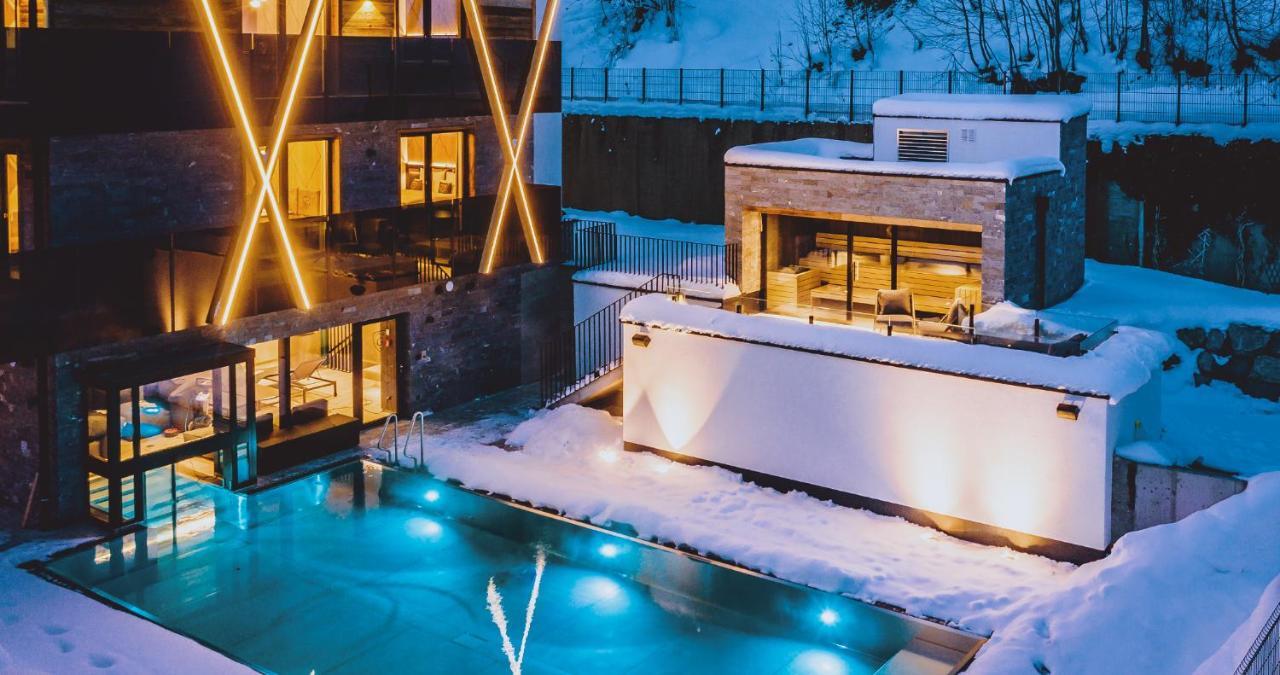 Hotel Glemm By Avenida Superior & Residences 4*