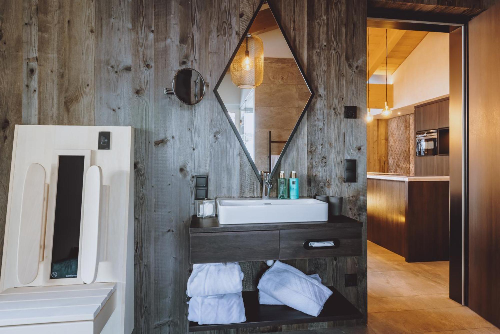 Glemm By Avenida Superior & Residences 4*